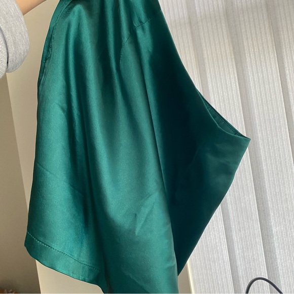 SHEIN Green Satin Slit Mini Skirt - Picture 8 of 8